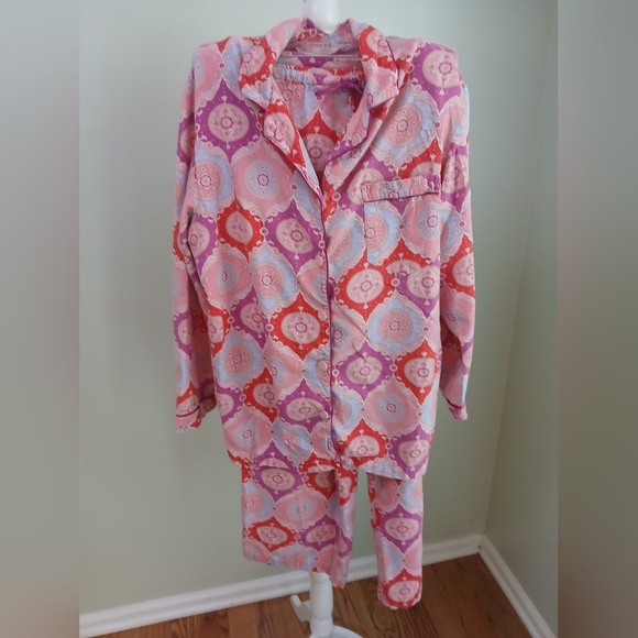 Victoria's Secret Other - Victoria's Secret Medallion Print Cotton Pajama Set